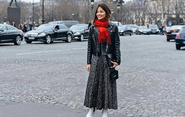 馬丁靴穿搭技巧_切爾西靴配什么襪子_秋冬靴子搭配