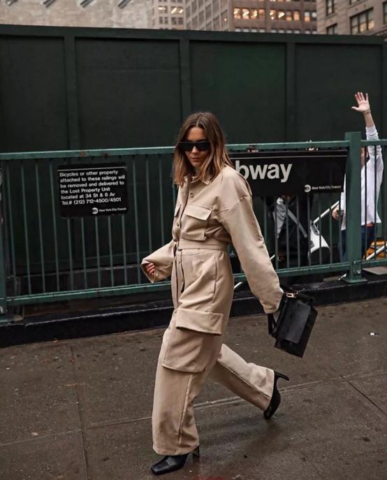 秋冬靴子搭配_切爾西靴配什么襪子_馬丁靴穿搭技巧