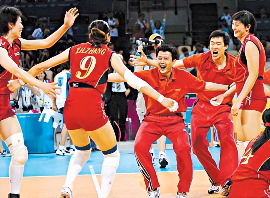 王麗娜 中國女排 雅典奧運會_女排王麗娜圖片