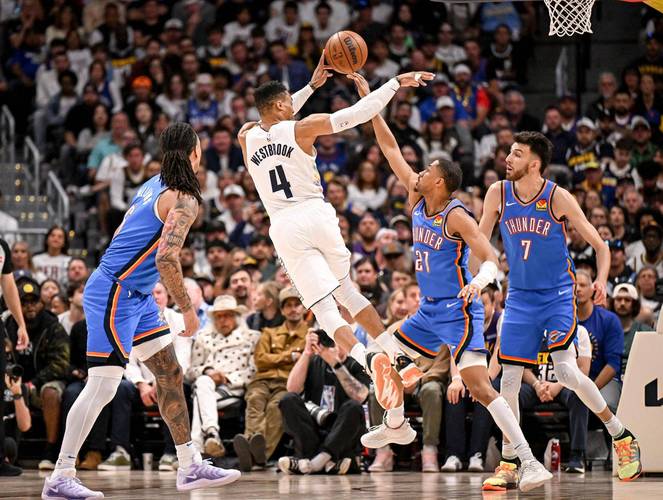 NBA肌肉美感球員_NBA最強(qiáng)壯球員_nba球員的肌肉比例