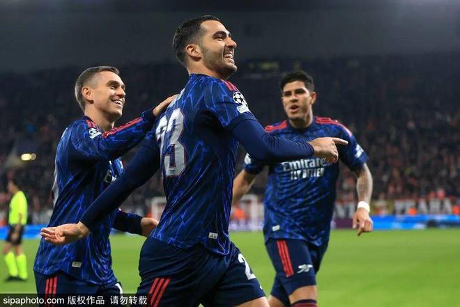 曼聯(lián)歐冠拜仁陣容名單_曼聯(lián)歐冠拜仁隊(duì)員名單_拜仁 曼聯(lián) 歐冠