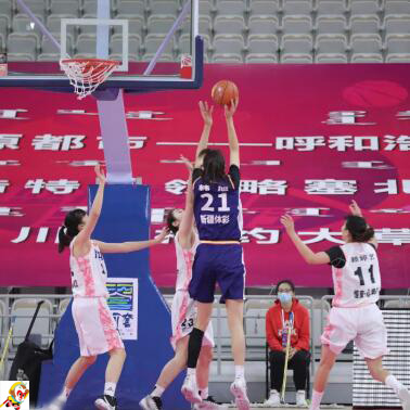 新疆女籃展淑萍_展淑萍執教新疆女籃_新疆體彩女籃主教練展淑萍